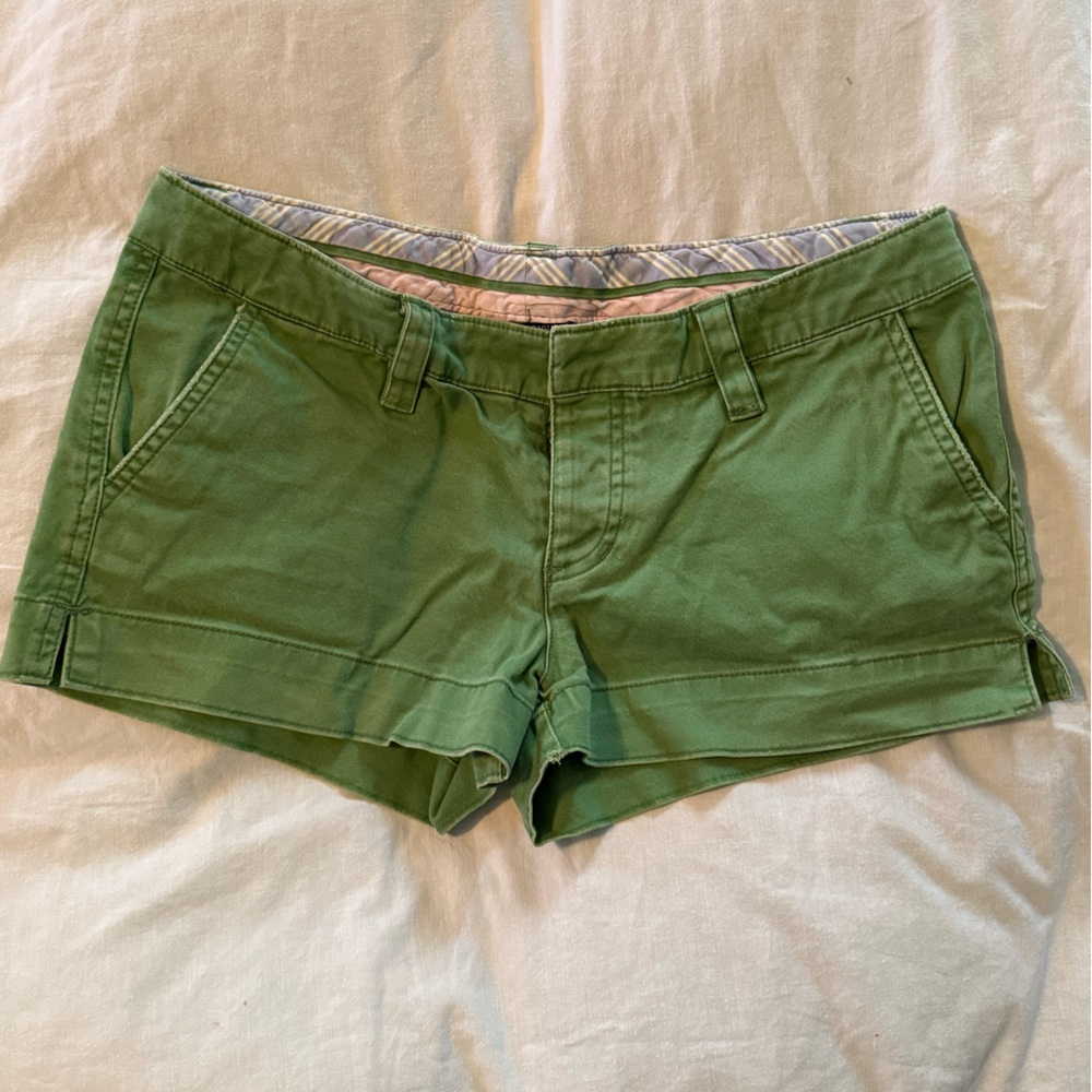 American Eagle Outfitters Green Short Shorts, size 4, excellent condition